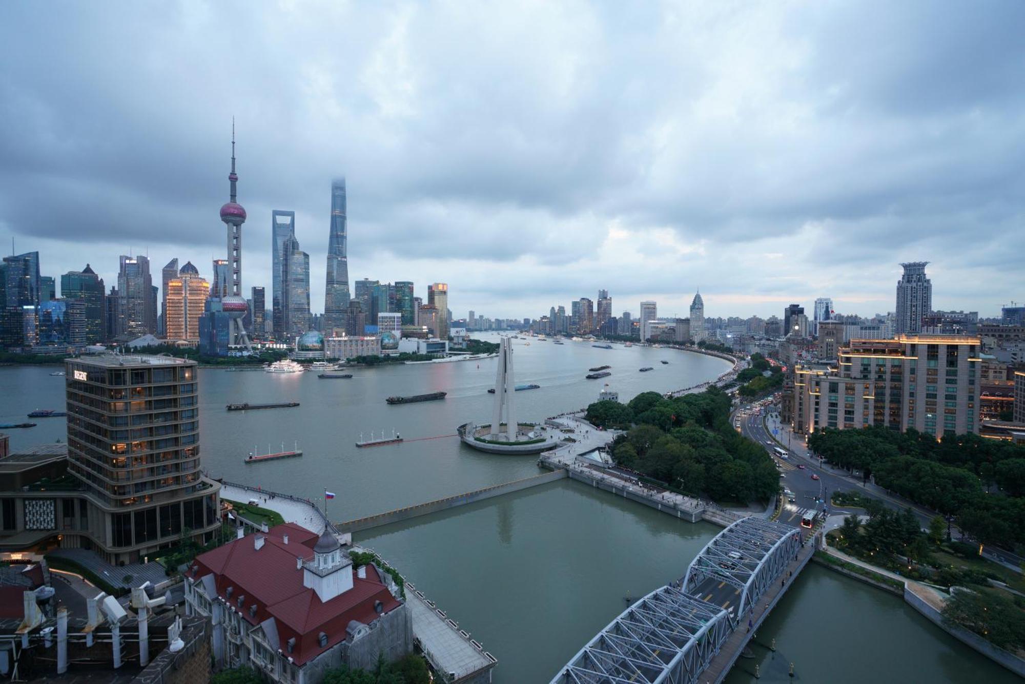 Broadway Mansions Hotel - On The Bund Shanghái Exterior foto