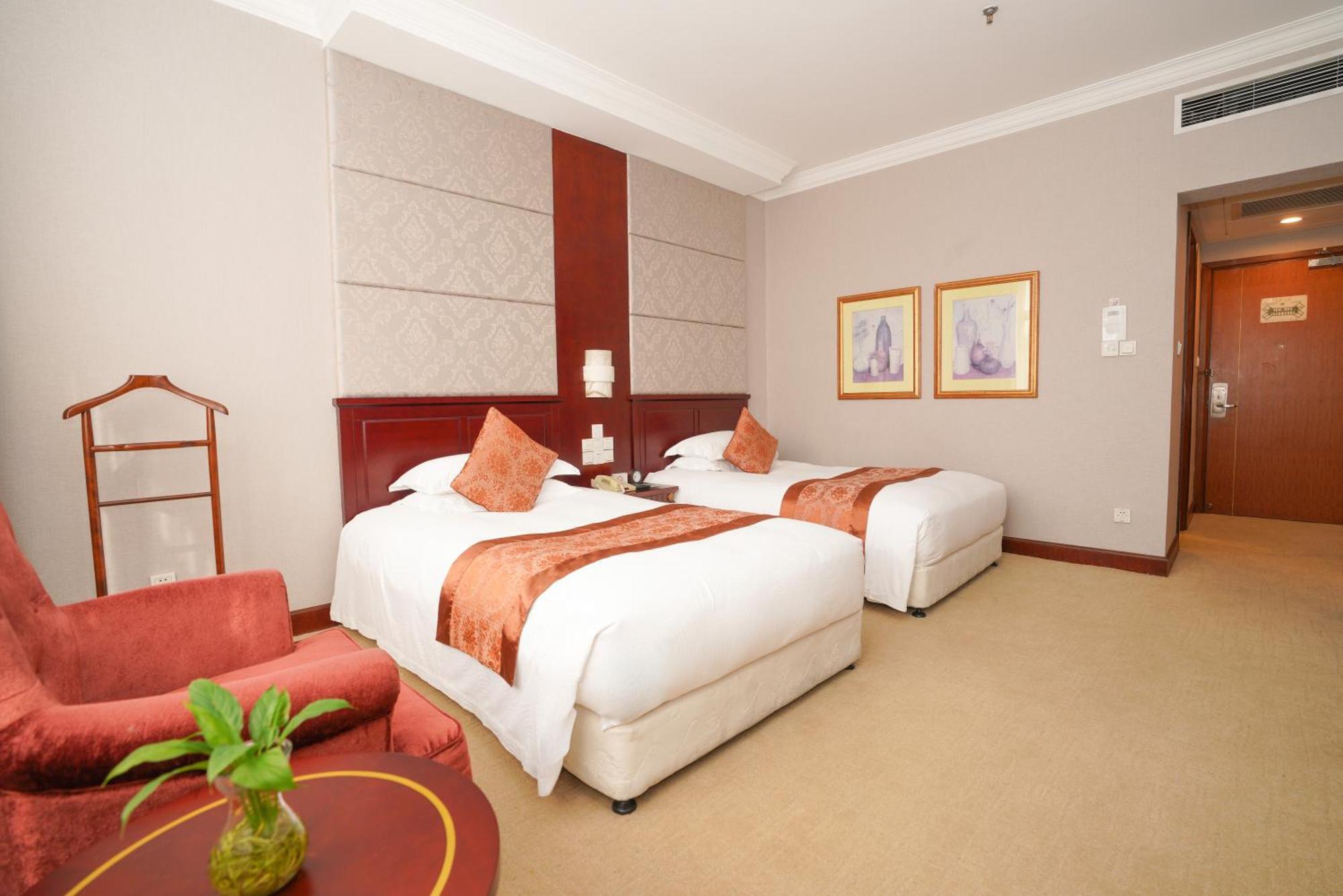 Broadway Mansions Hotel - On The Bund Shanghái Exterior foto